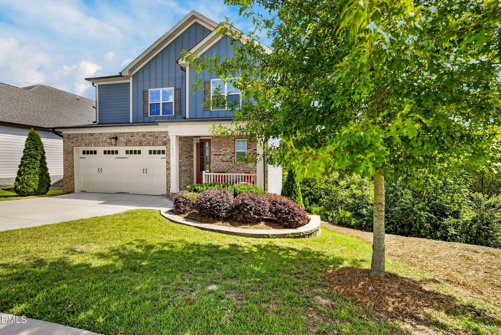 2812 Meadow Bluffs Way, Fuquay Varina