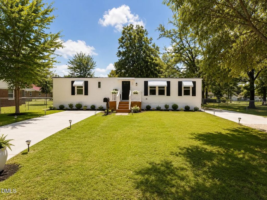 305 W Preston Street, Selma