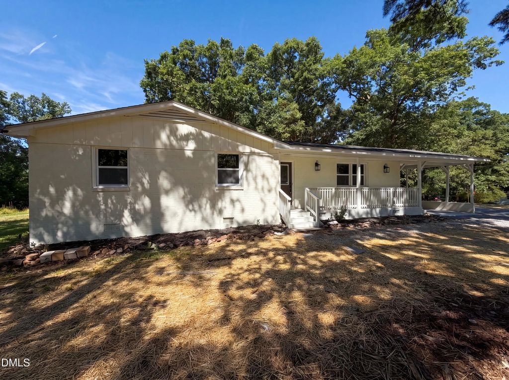 2219 Valley Road, Sanford