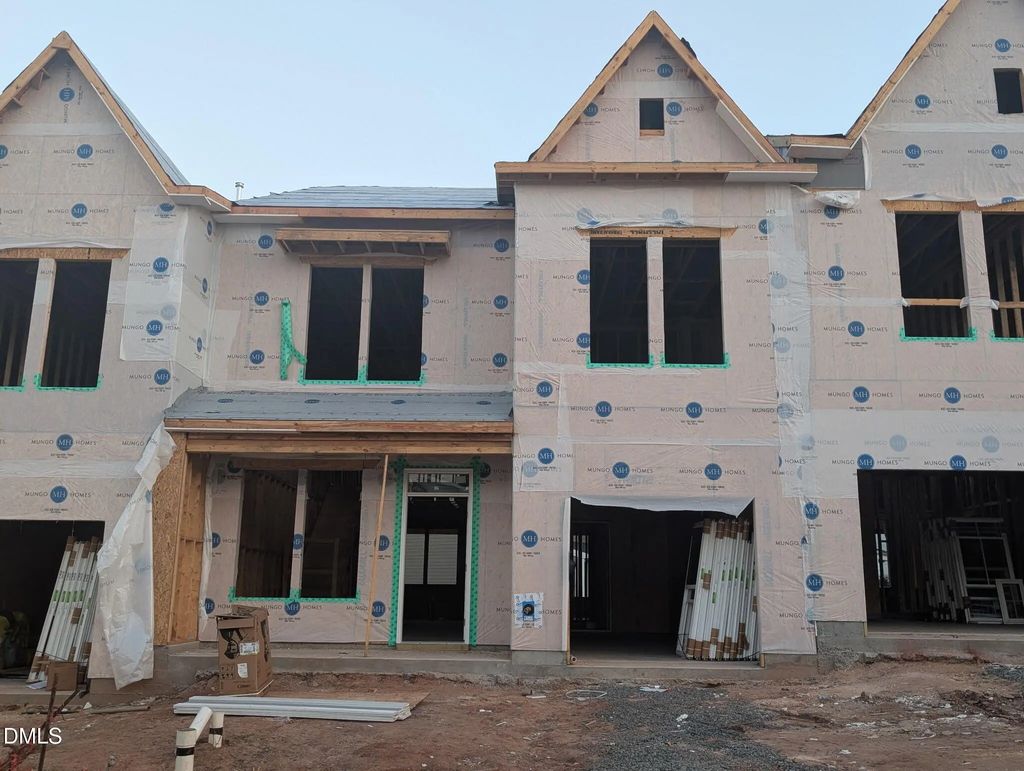 605 Lanceleaf Lane 11, Durham
