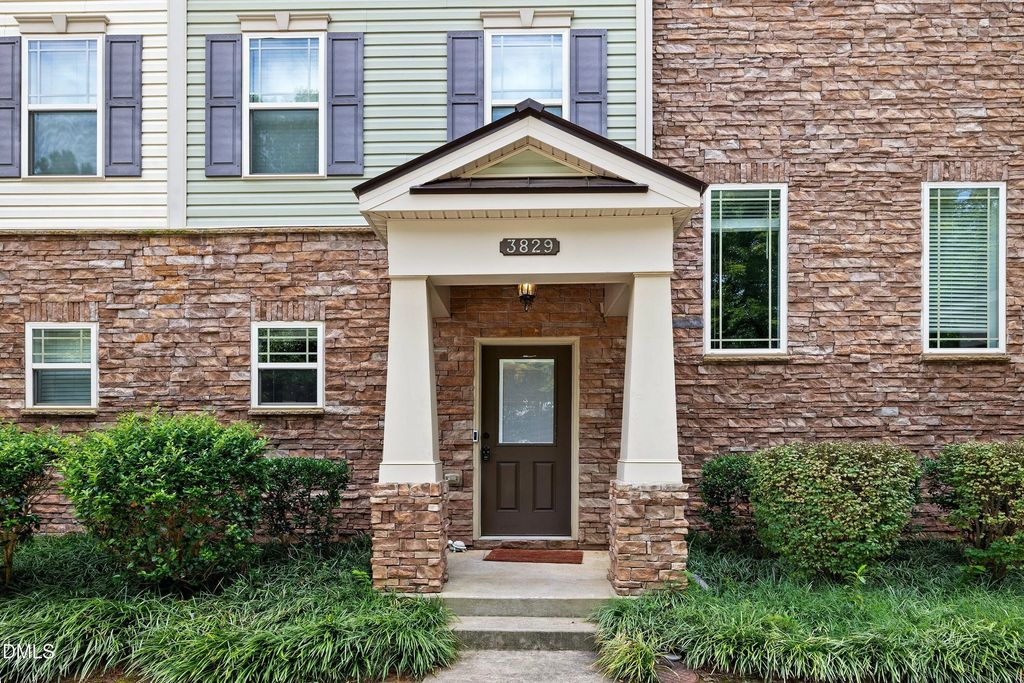 3829 Glenhaven Road, Raleigh