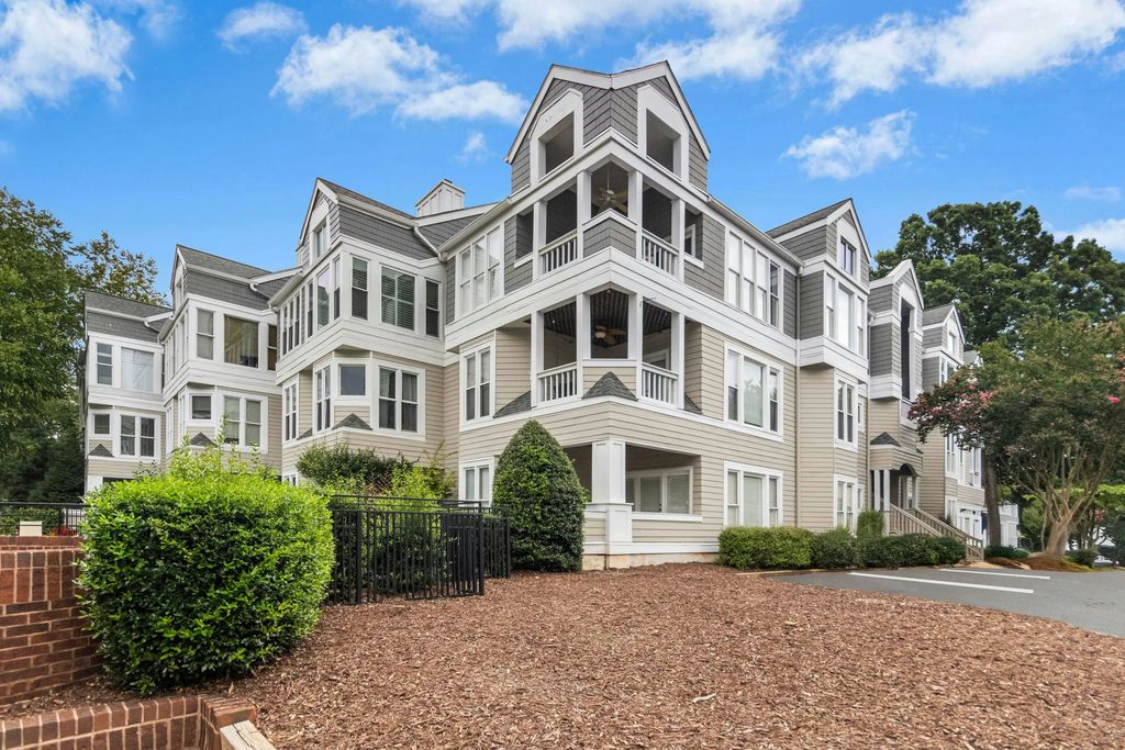 1000 Brighthurst Drive 309, Raleigh