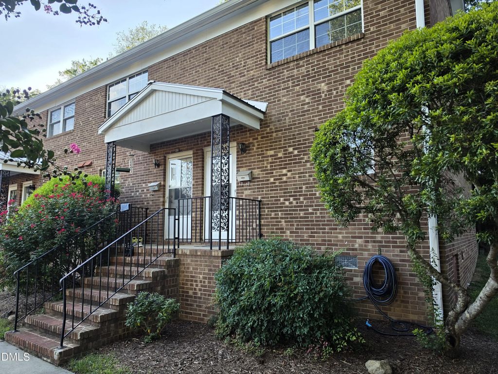 506 N Greensboro Street Apt 35, Carrboro