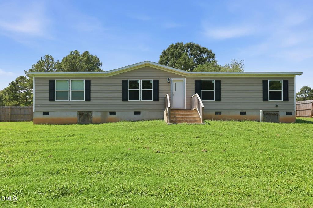 6 A F Moore Road, Spring Hope