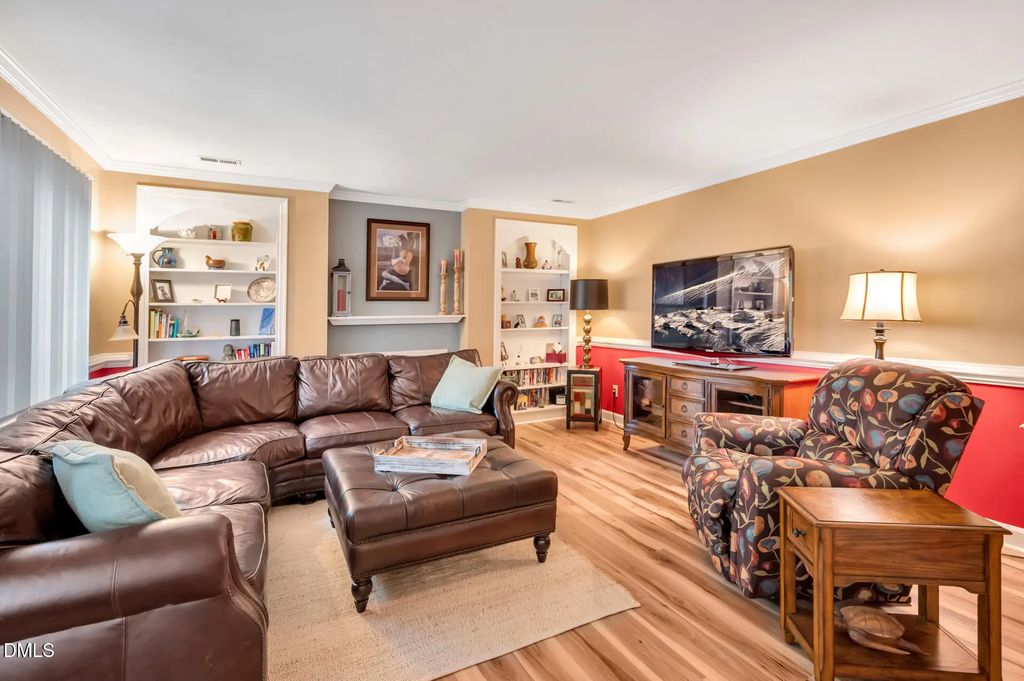 391 Summerwalk Circle, Chapel Hill