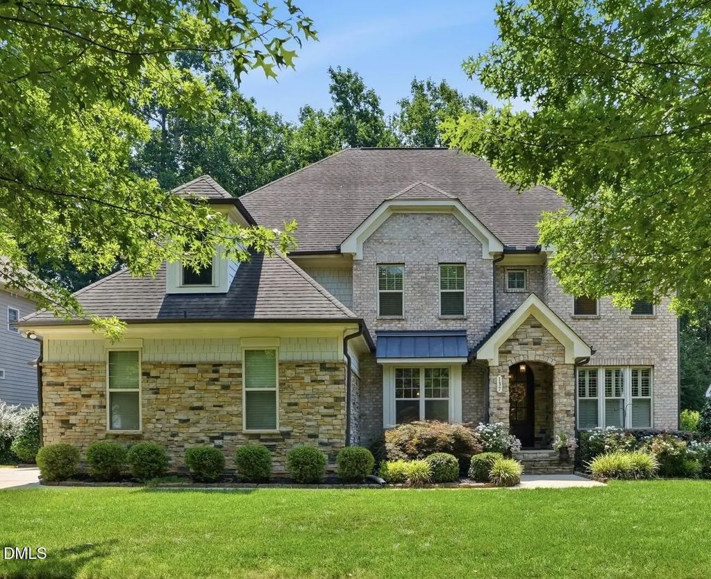 137 Aspenridge Drive, Holly Springs