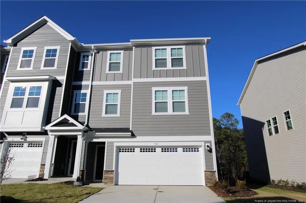 510 Light Oak Way, Apex
