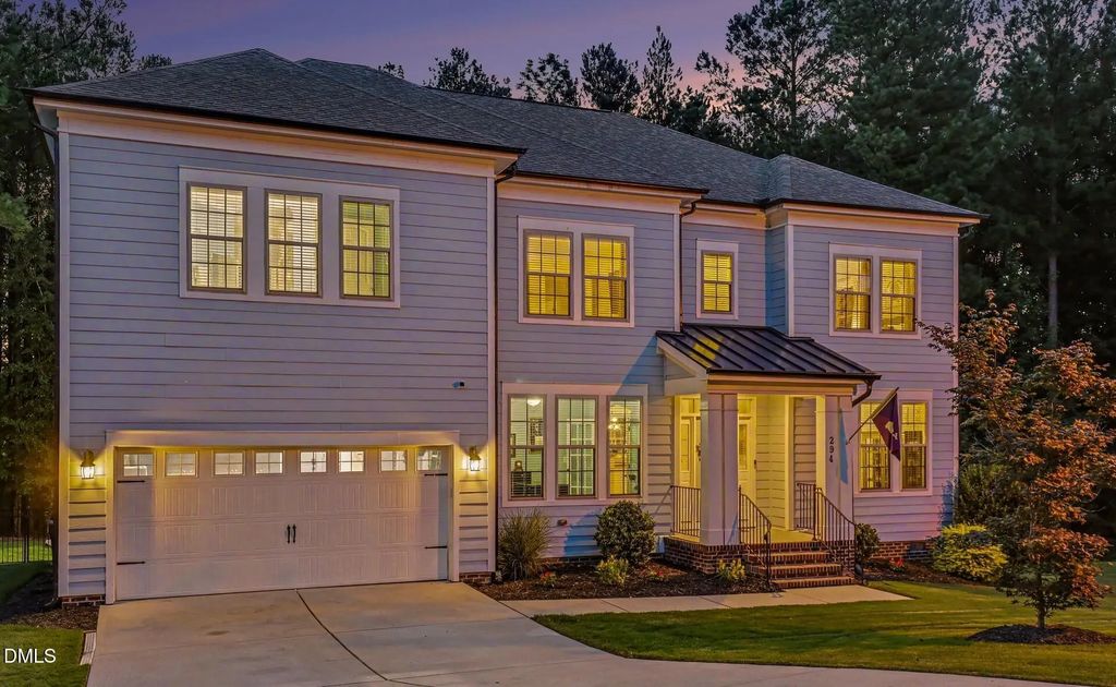 294 Dongola Street, Clayton