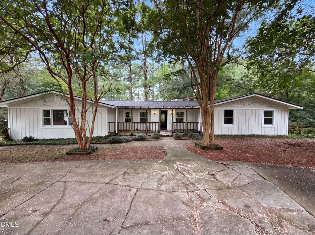 2108 Jordan Cabin Road, Wendell