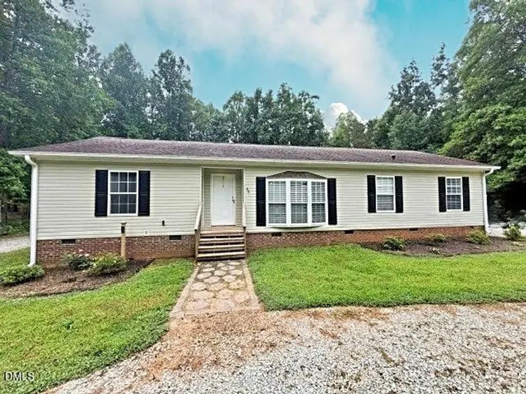 88 Dixon Lane, Roxboro