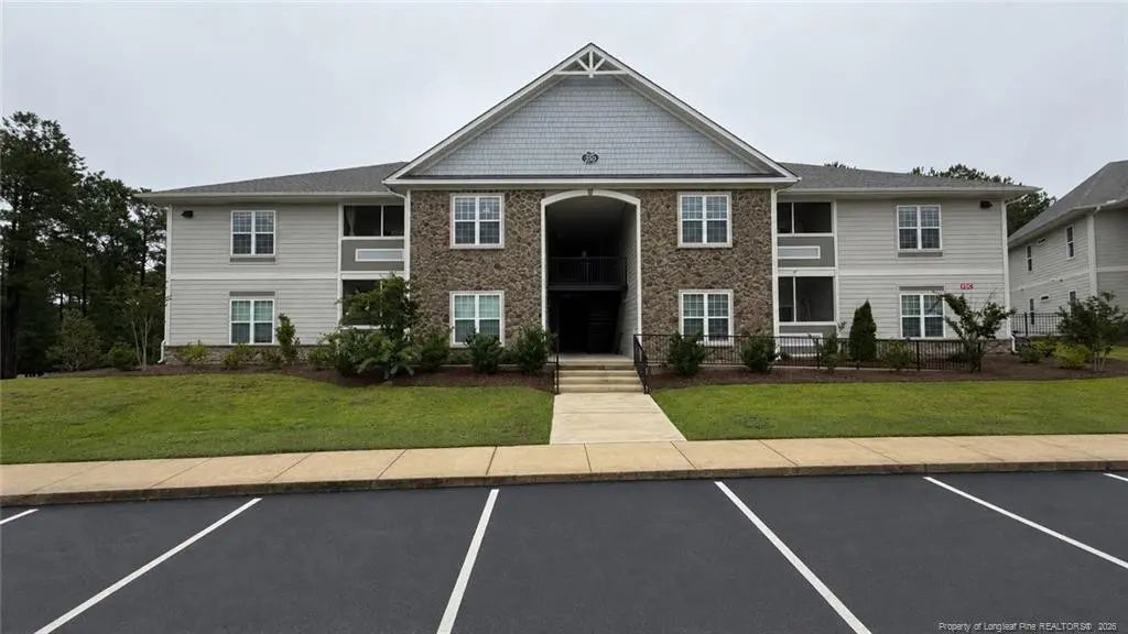 260 Gallery Drive 301, Spring Lake