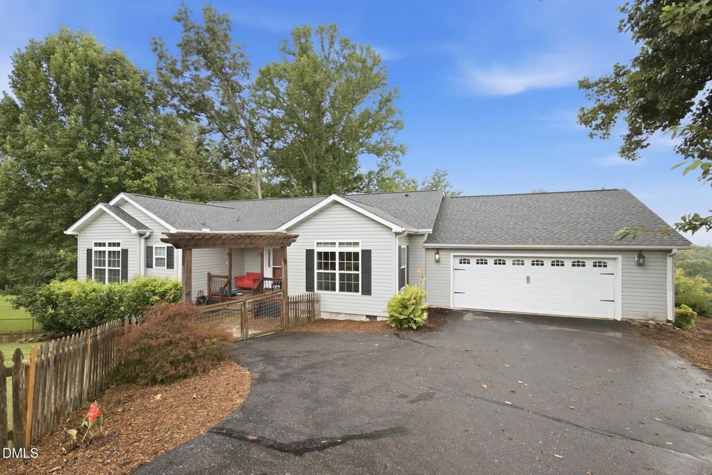15 Briar Ridge Drive, Fairview