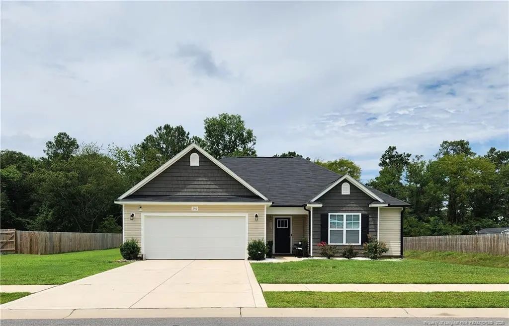 246 Calhoun Street, Raeford