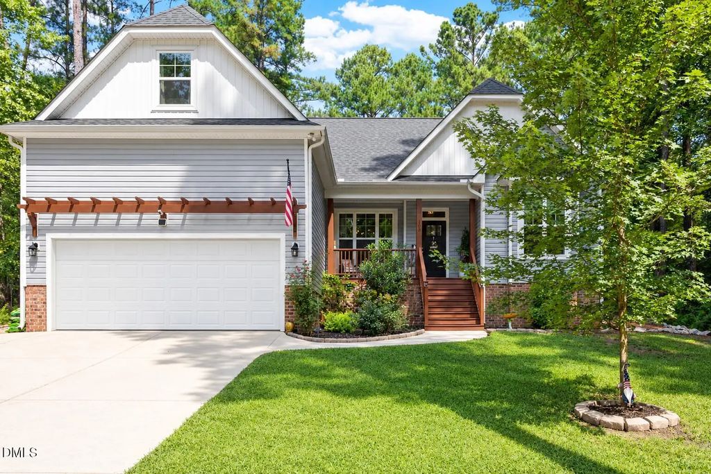 103 Horse Shoe Drive, Louisburg