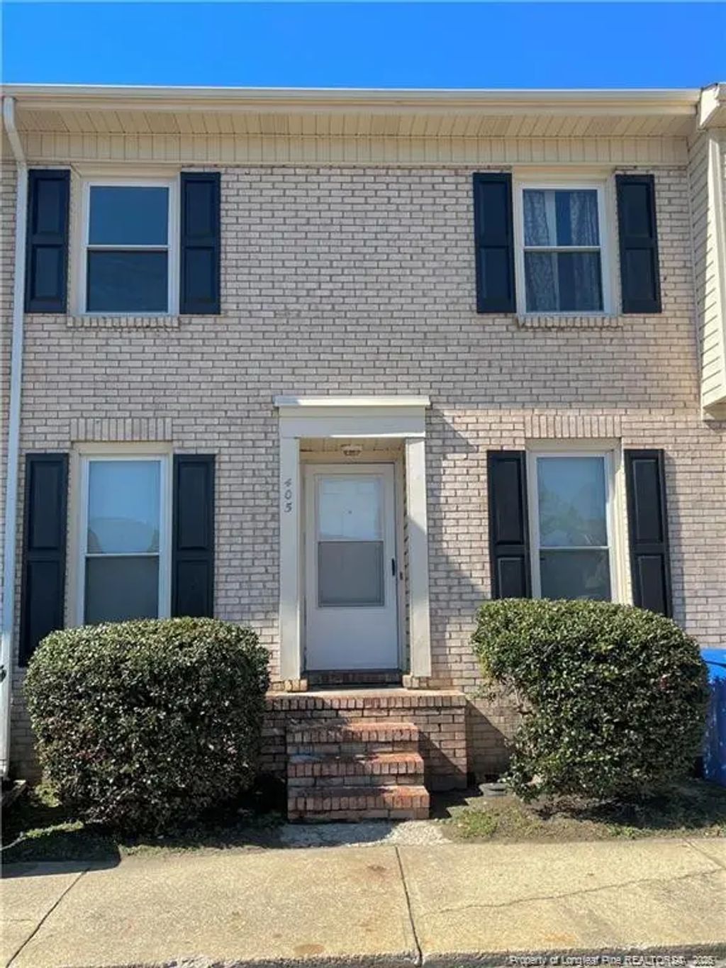 405 Kirkcaldy Court, Fayetteville