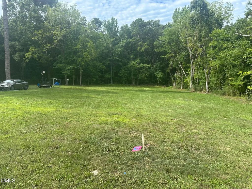 277 Cavel Chub Lake Road, Roxboro
