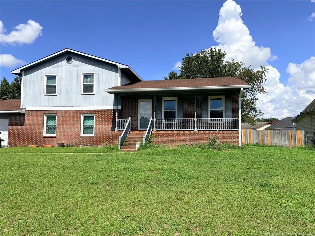 7777 Adrian Drive, Fayetteville