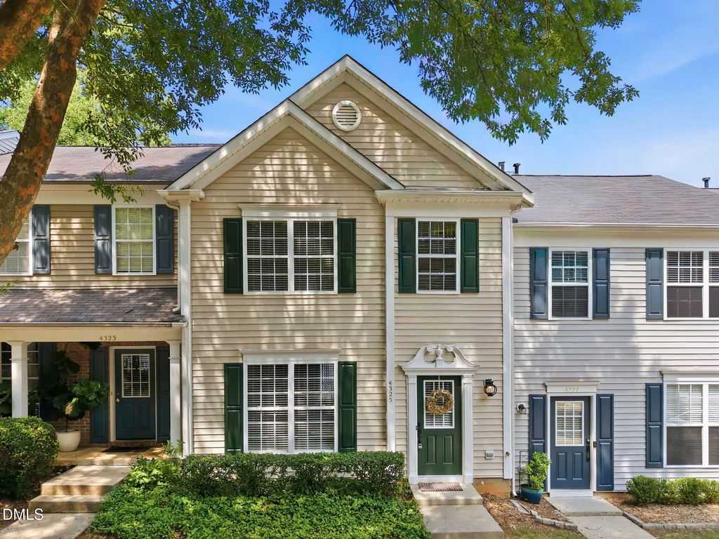 4325 Vienna Crest Drive, Raleigh