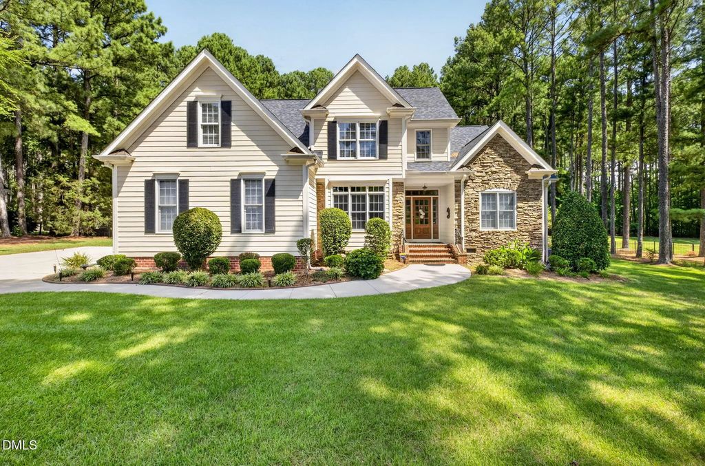 135 River Club Way, Youngsville