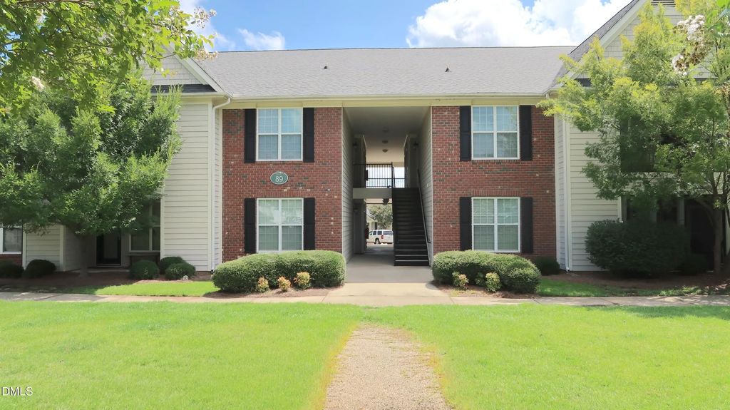 89 Gallery Drive 203, Spring Lake