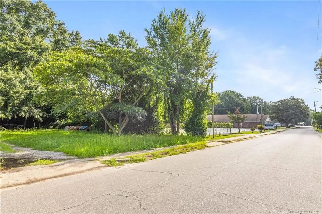 223 6th Avenue E, Red Springs