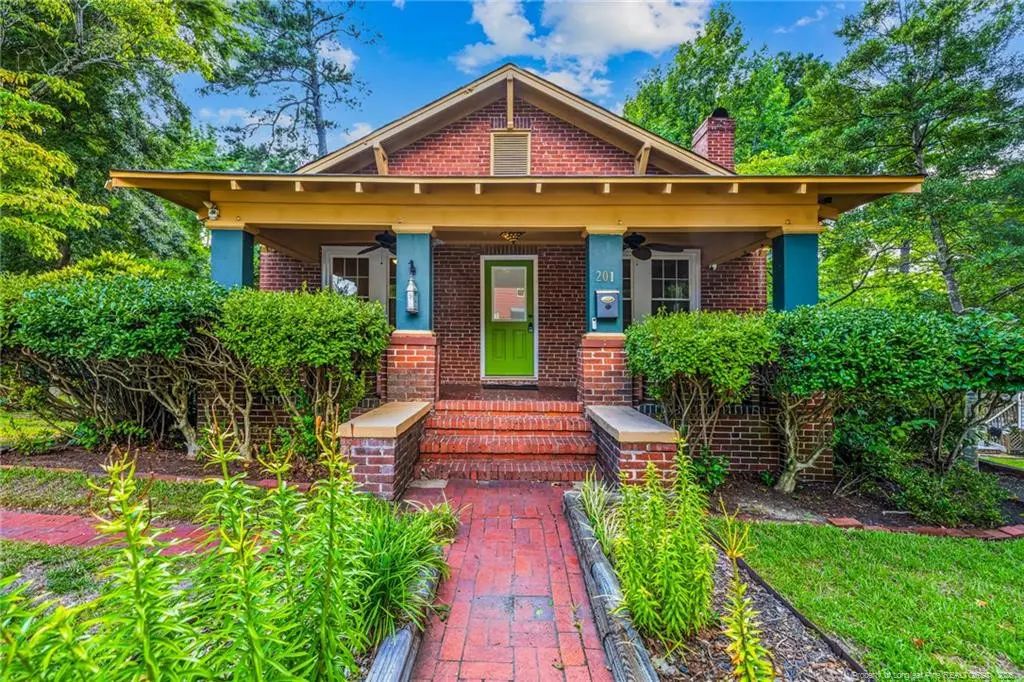 201 Woodside Avenue, Fayetteville