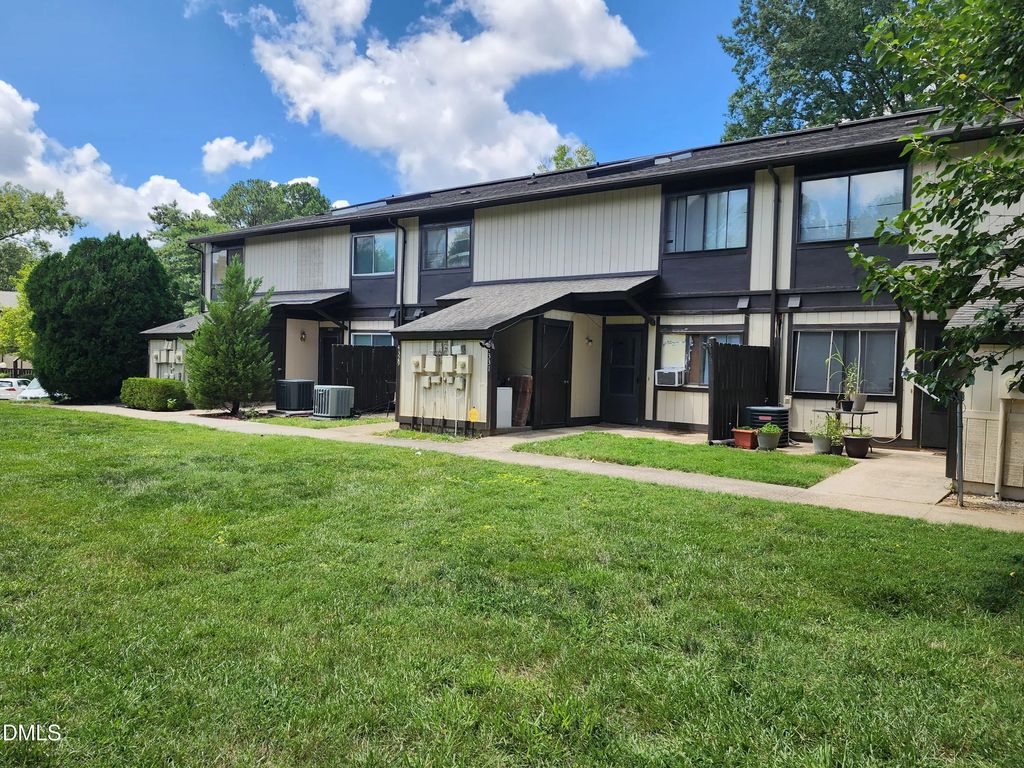4331 Lake Ridge Drive Un 10-d, Raleigh