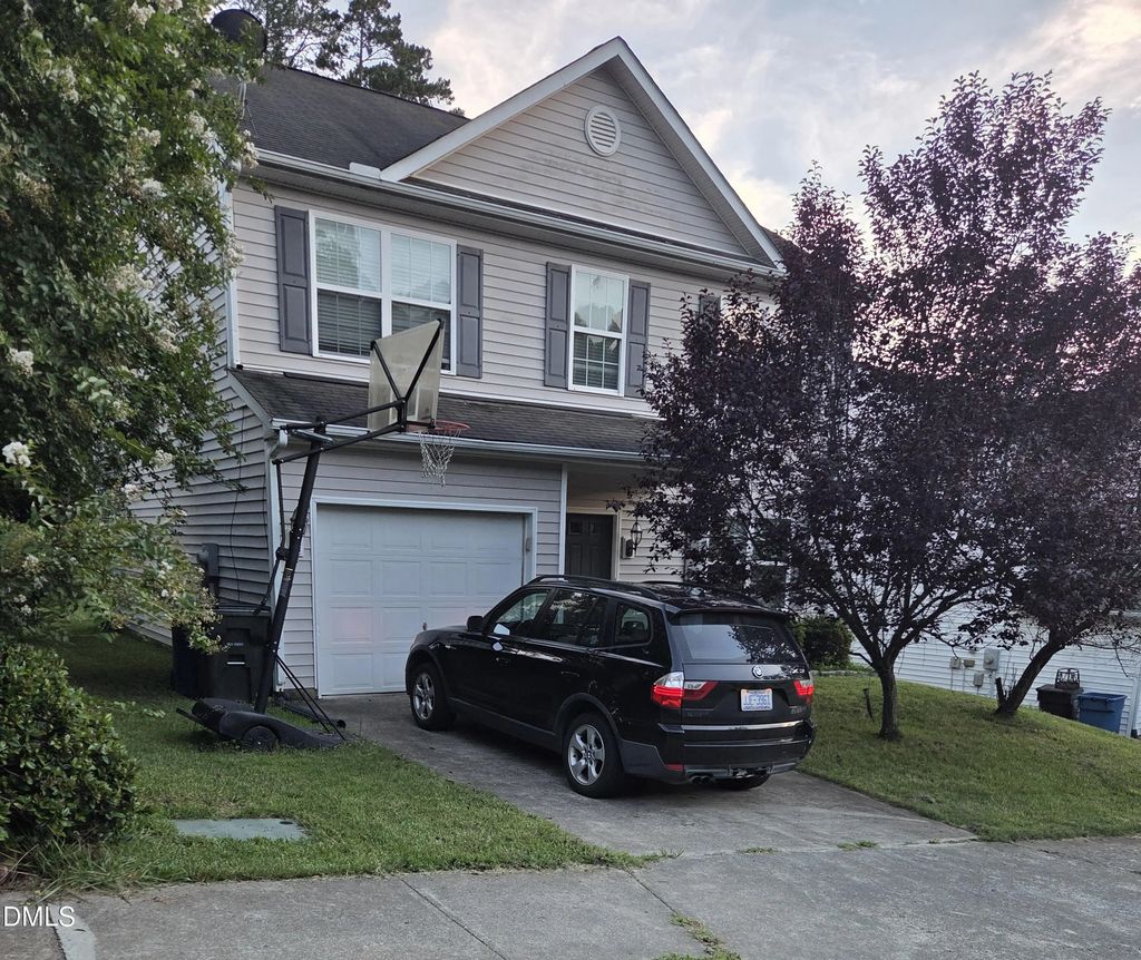 1003 Woodside Park Lane, Durham