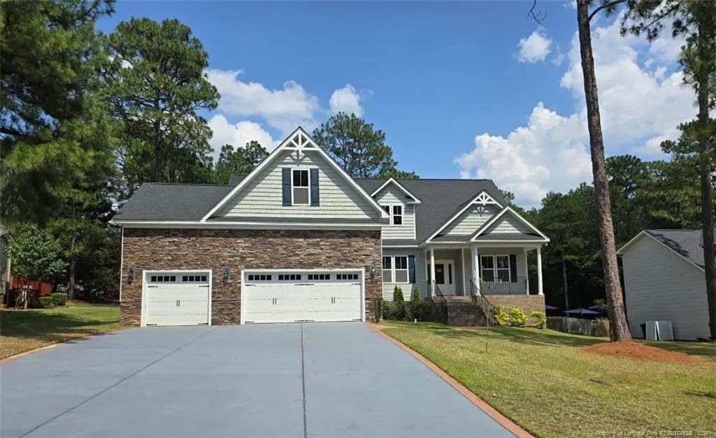 75 Lakewind Court, Sanford