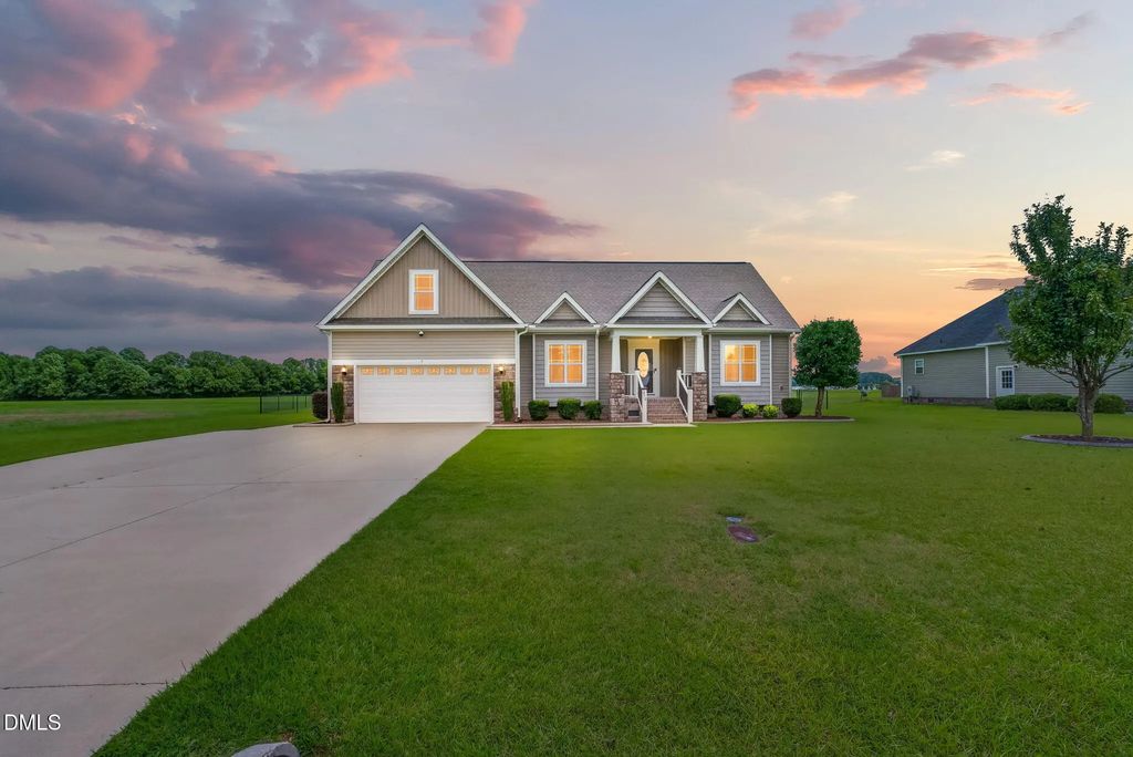 210 Willowbrook Drive, Pikeville