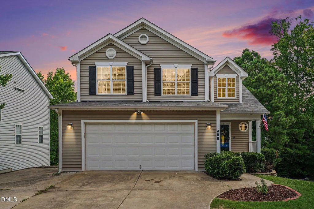 456 Texanna Way, Holly Springs