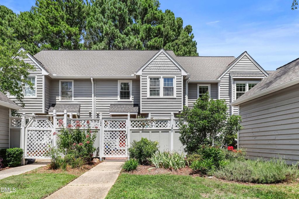 104 Lakewater Drive, Cary