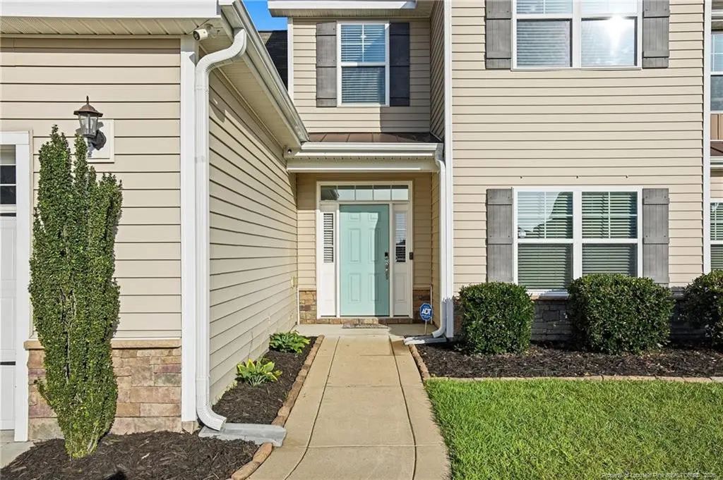 328 Whitestone Drive, Fayetteville