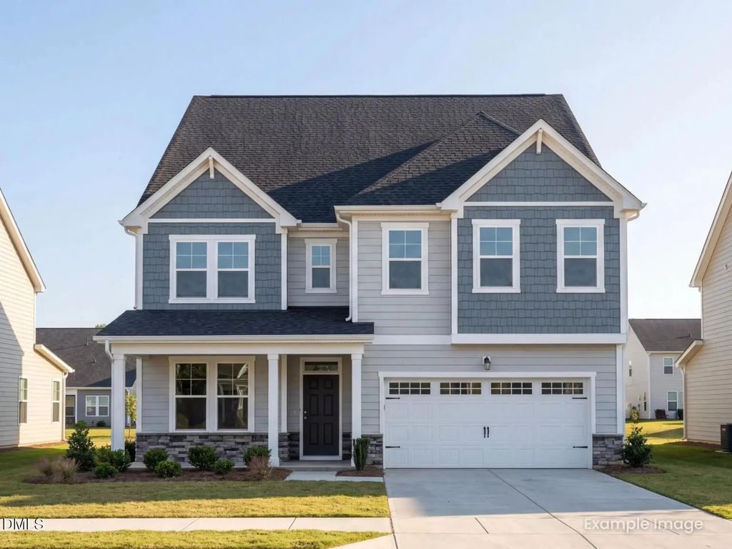 820 Diana Victoria Court, Wendell