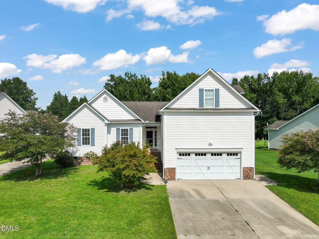105 Willmont Court, Benson