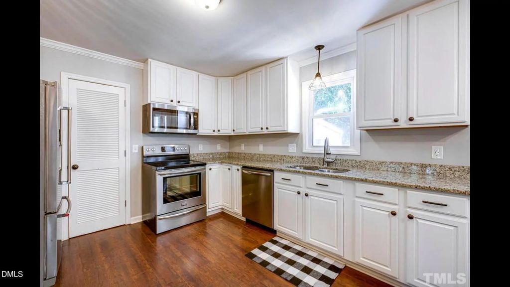 105 Holly Acres Road, Holly Springs