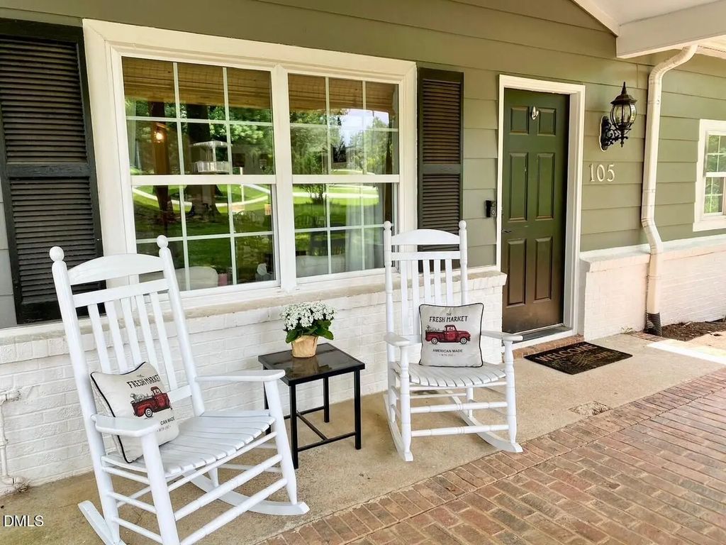105 Holly Acres Road, Holly Springs