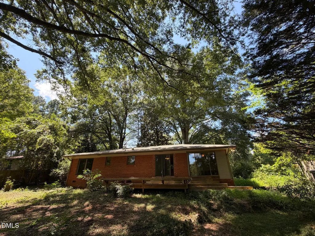 12 Ellen Place, Chapel Hill