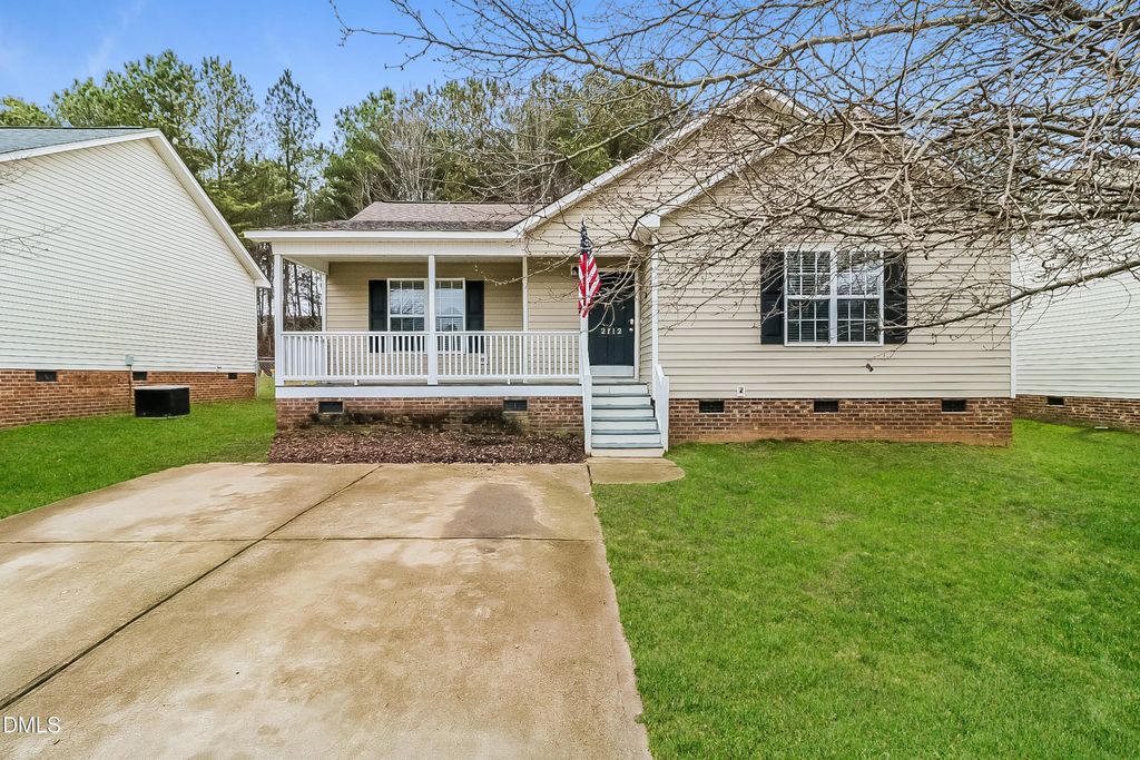 2112 Mckinnon Drive, Clayton