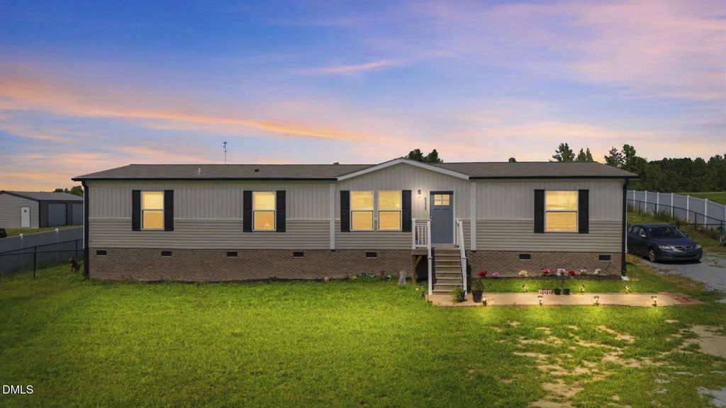 8235 Nc-62 Hwy N, Burlington