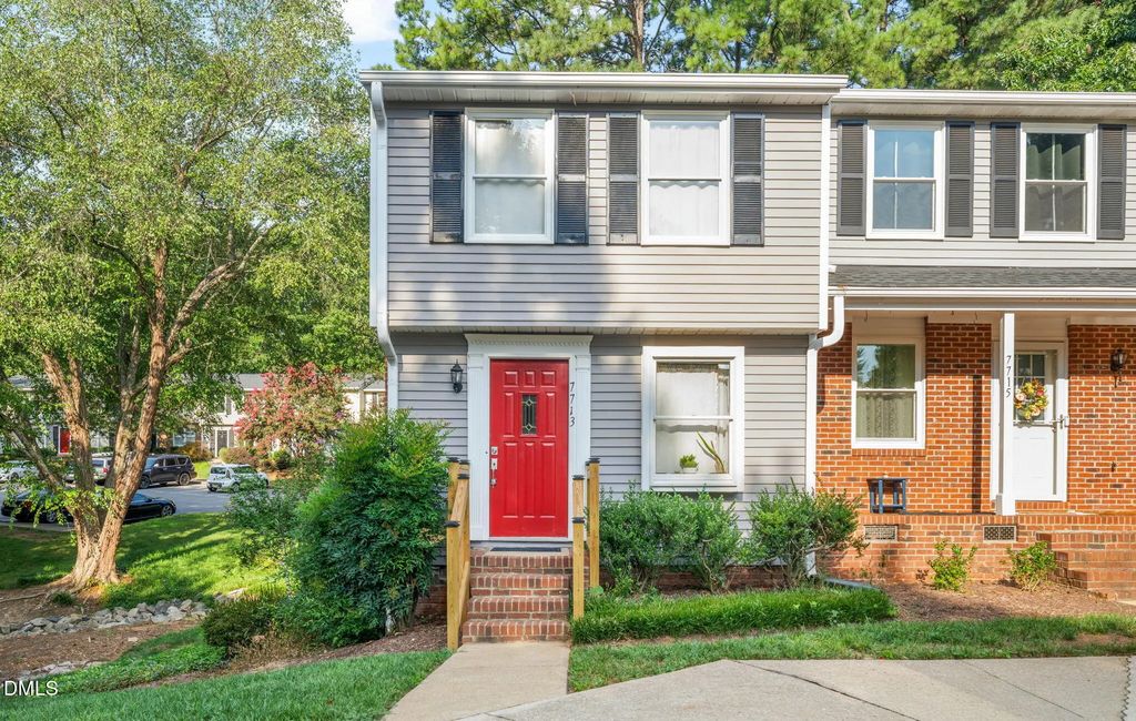 7713 Kingsberry Court, Raleigh