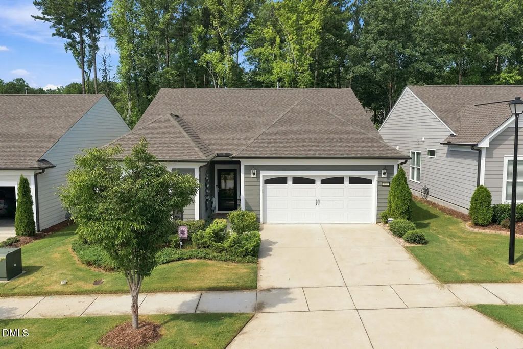 956 Coast Grade Street, Wake Forest