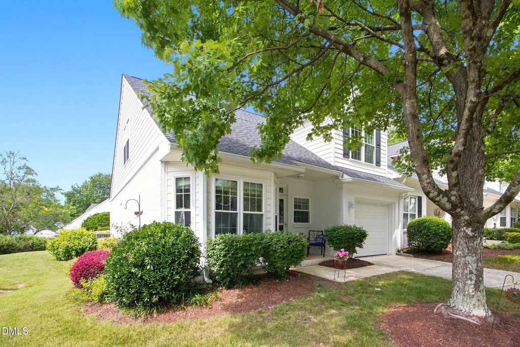 1601 Poets Glade Drive, Apex