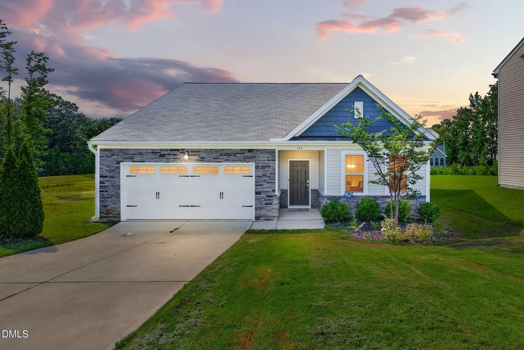 166 Cecina Court, Clayton