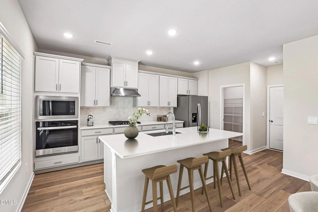 5974 Fallowfield Lane, Raleigh