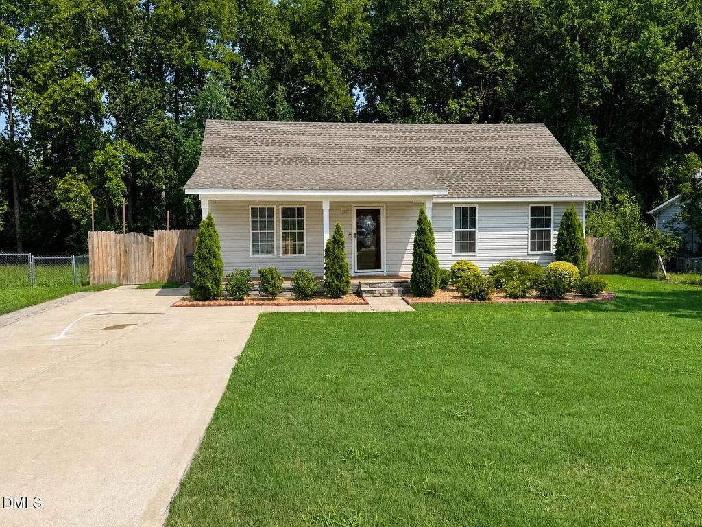 117 Elfreth Lane, Spring Lake