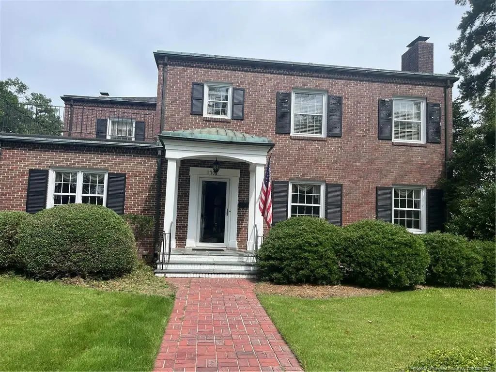 1708 N Elm Street, Lumberton