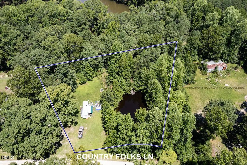 135 Country Folks Lane, Holly Springs
