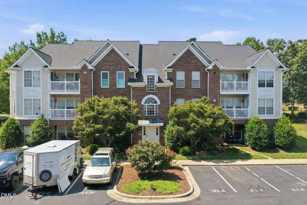 2221 Delaney Drive # 112, Burlington
