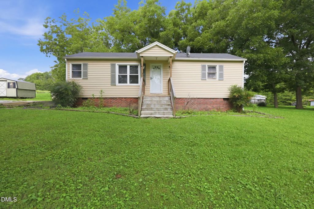 2138 N Nc 62 Highway, Burlington